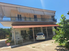 Stathis Rooms